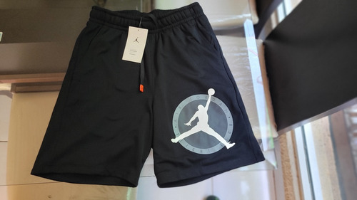 Vendo Short Jordan Mvp Negro Original Y Excelente.