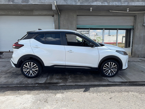 Nissan Kicks 1.6 Platinum Bitono