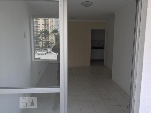 Apartamento À Venda - Panamby, 3 Quartos, 85 - S893123136