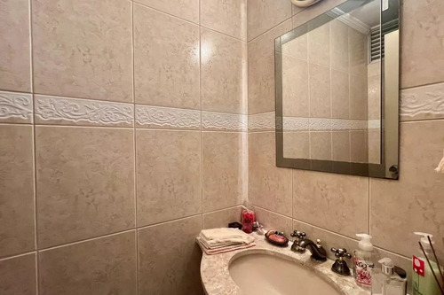 Apartamento À Venda Com 225m², 3 Suítes Com 2 Vagas De Garagem Fixas. Jardim Paulista. Planta Excelente Com Jardim De Inverno.