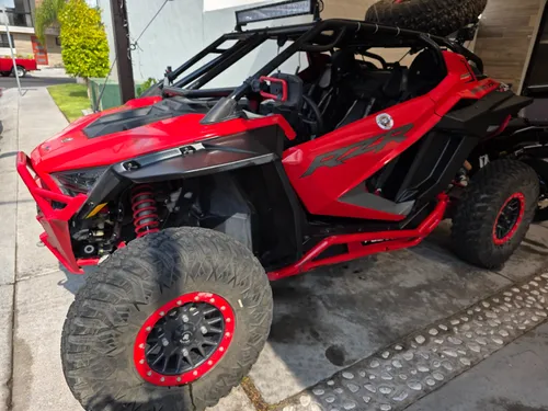 Polaris RZR Rzr pro xp ultimate 1000 turbo