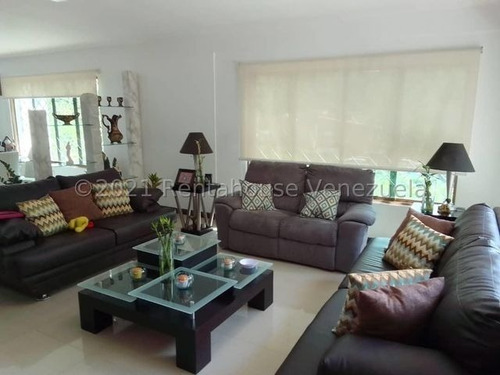 Imagen 15 de 30 de Mls #22-12709 Bella Quinta Con Amplios Espacios, En Calle Cerrada Con Vigilancia Las 24 Horas, Excelente Seguridad, 8 Puestos De Estacionamiento, Cerco Eléctrico, Amplio Deposito, Bello Jardín. Afm