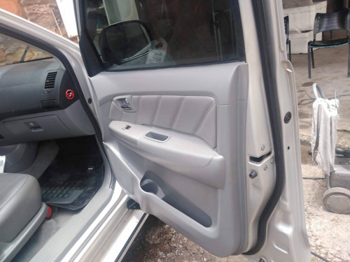 Imagem 7 de 8 de Toyota Hilux 3.0 Srv 4x4 Cd 16v Turbo Intercooler Diesel 4p