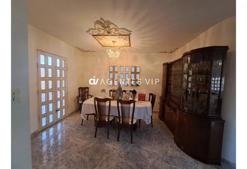 Urb. La Floresta, Condominio 6