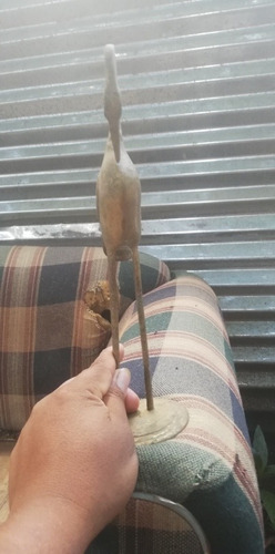 Imagen 2 de 4 de Vendo Ave De Bronce Y Una Moneda De Plata De $50 Centavos