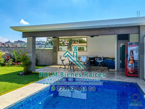 Casa Sola Con Alberca En Fraccionamiento Con Acceso Controlado, 4 Recámaras, 4.5 Baños, 3 Estacionamientos, Xochitepec, Morelos