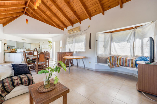 Venta/permuta - Casa - 2 Dormitorios - Solares De Carcaraes, Iriondo