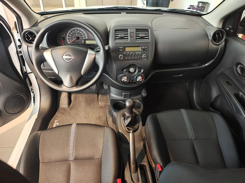 Nissan V-Drive 1.6 Mt A/C Audio