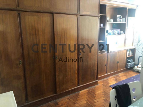 Imagen 16 de 19 de Calle 20 Esq. 48 - Casa De 4 Dormitorios Y Cochera A La Venta