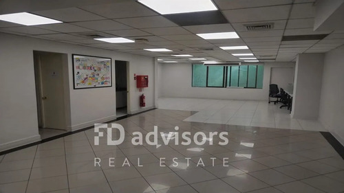 Local Comercial - 580m2 - Santiago