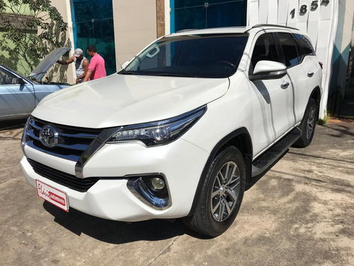 Toyota Hilux Sw4 2.8 Srx 4x4 7 Lugares 16v Turbo