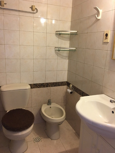 Alquiler Apartamento La Blanqueada 2 Dormitorios Buen Estado