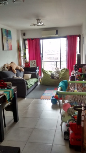 Imagen 3 de 12 de Departamento Venta Avellaneda F. Ameghino 600. Dto 3 Amb Con Salon Multiuso.
