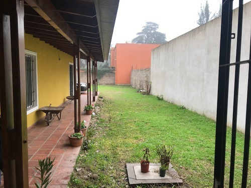 Imagen 4 de 17 de Casa En Venta En Parque Leloir