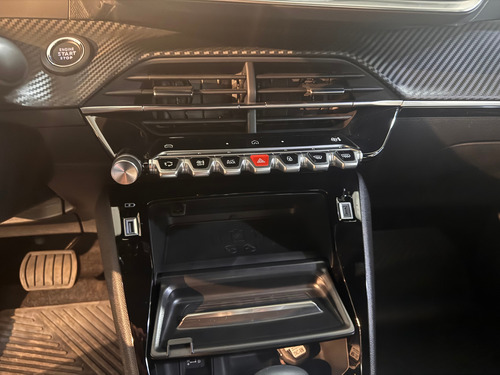 Peugeot 2008 1.0T Allure