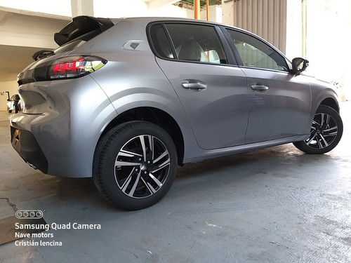 Imagen 18 de 25 de Peugeot 208 Roadtrip 1.6l Am23 0km L