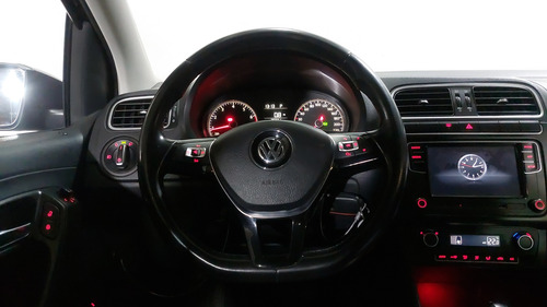 Volkswagen Vento 1.6 HIGHLINE TIPTRONIC