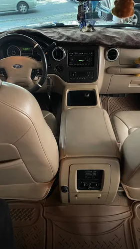 Ford Explorer Expedition 2005