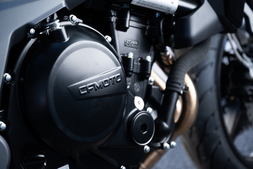 Imagen 4 de 20 de Cfmoto 650 Nk - Unico Moto Canning
