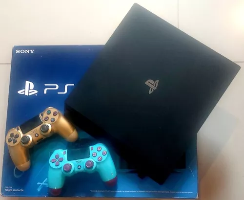 VENDO] PS4 PRO com 2 controles e jogo