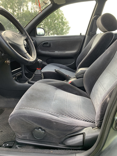Toyota Corolla 1.6 Gli
