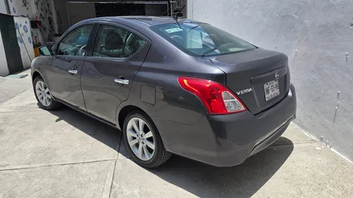 Nissan Versa 1.6 Advance Mt