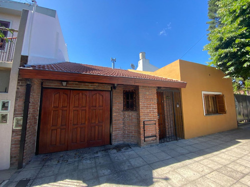 Casa En Venta 3 Amb, Benito Juarez, El Palomar