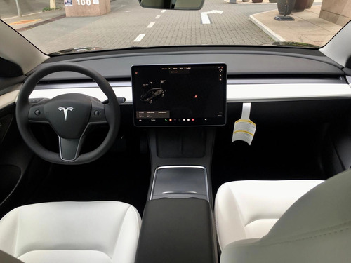 Tesla Model 3 0.0 Standard Rwd