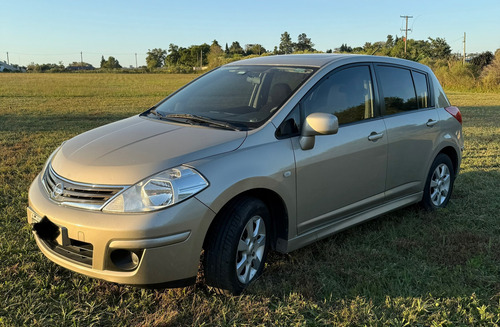Nissan Tiida 1.8 Acenta