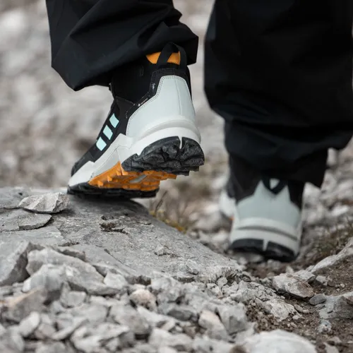Adidas terrex impermeable hotsell