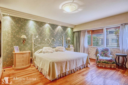 Imagen 5 de 18 de Vicente López Venta Casa De 6 Ambientes Con Jardín Y Piscina