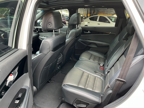Kia Sorento 3.3L Sxl Awd At