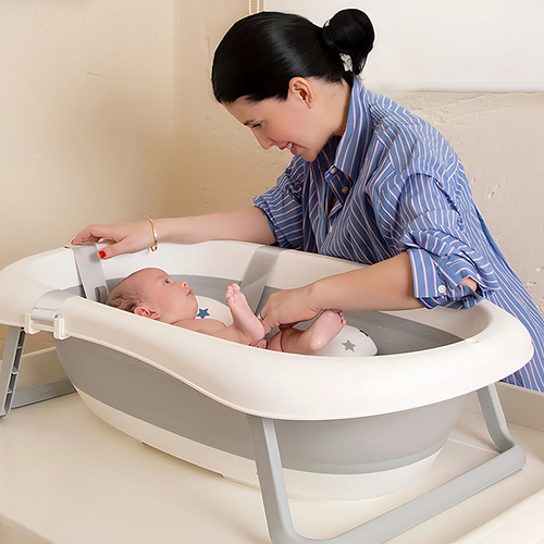 Tina Para Bebe Tubbies 2go - Small + Pad + Toalla De Capucha Tubbies 2 Go Small / Pad / Toalla Azul