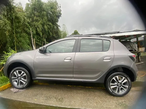 Renault Stepway 1.6 Intens Cvt