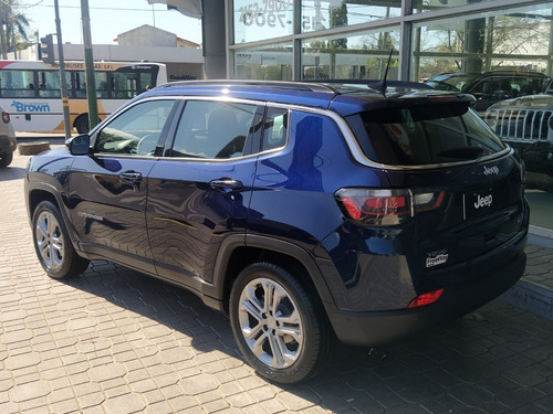 Imagen 3 de 24 de Jeep Compass Longitude T270