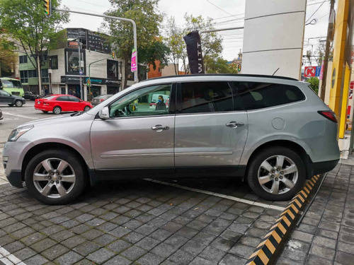 Imagen 2 de 15 de Chevrolet Traverse 2017 5p Lt V6/3.6 Aut 7/pas