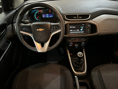 Chevrolet Onix 1.4 MPFI LT 8V FLEX 4P MANUAL