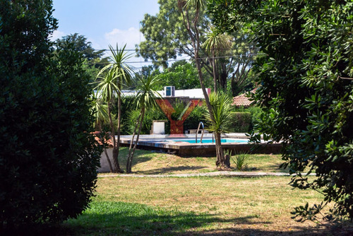 Imagen 2 de 27 de Gran Casa En Venta En Excelente Zona De Gonnet