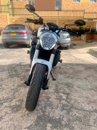 Ducati Monster 821