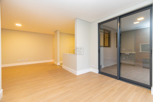 Imagem 15 de 30 de Apartamento Com 3 Dormitórios À Venda Com 187.47m² Por R$ 1.056.110,25 No Bairro Cristo Rei - Curitiba / Pr - Ap 1898