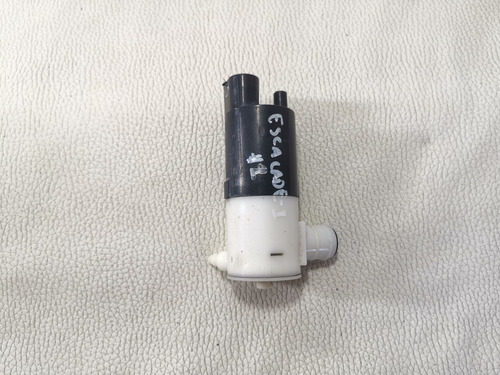 Bomba Chisgueteros #2 Gm Escalade Tahoe Yukon Mod 2007-2013 (Usado)