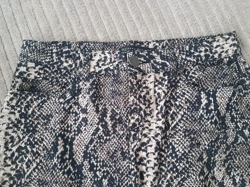 Saia Estampa Cobra Bege Preta Zara 38 Stretch MercadoLivre