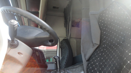 Imagem 6 de 8 de Sinotruk Howo 380 6x4 201010