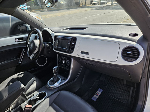 Volkswagen Beetle 2.5 Sportline Tiptronic At