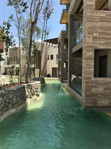 Imagen 1 de 18 de Departamento En Venta Playa Del Carmen