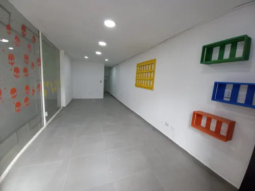 Local En Arriendo En Versalles (279059897).