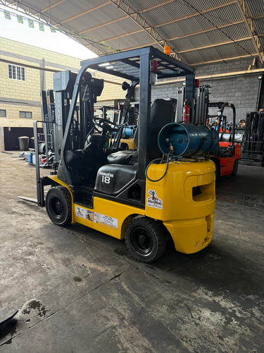 Empilhadeira Komatsu Fg18 Triplex Com Deslocador 1.8 Ton