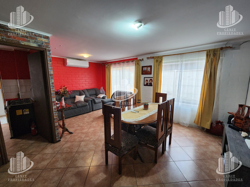 Casa En Venta En Bicentenario, Talca