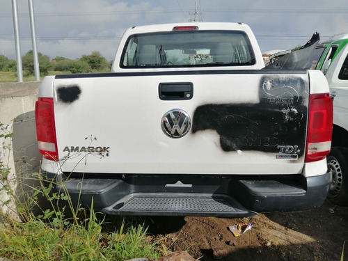 Imagen 6 de 13 de Volkswagen Amarok Tdi 4motion 2015 Por Partes