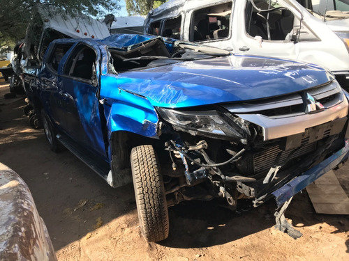 Imagen 3 de 13 de Desarmo Mitsubishi L200 Diesel 4x4 Año 2020 Solo Por Partes